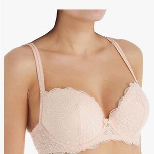 Le Mystere Lace Underwire Bra in Soft Pink Size 36G